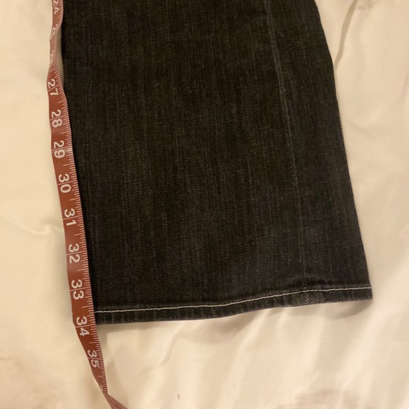 Like New J Brand bootcut jeans. Sz 29 - Picture 5 of 8